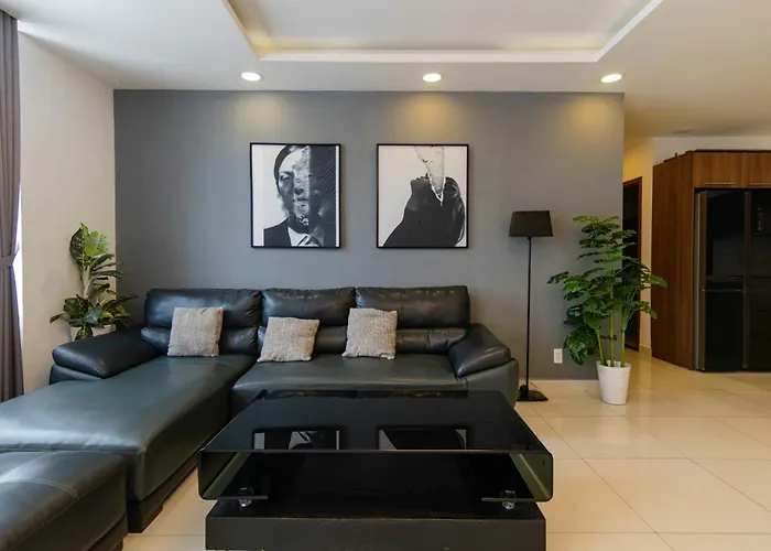 Spacious 4Br Apat At Saigon Centre With Pool, Supermarket, View