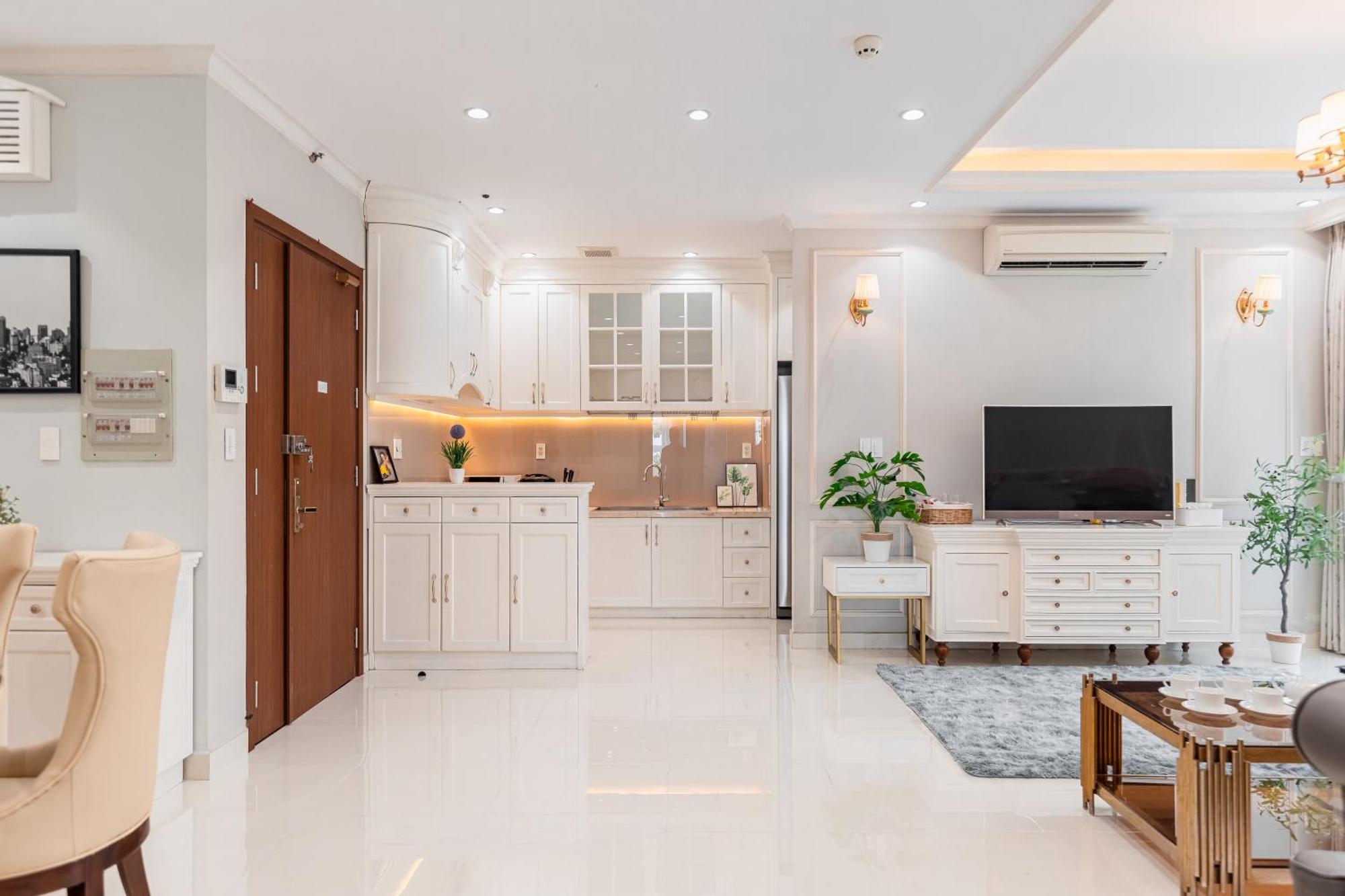 Spacious 4br Apat At Saigon Centre With Pool, Supermarket, View Ho Chi Minh City