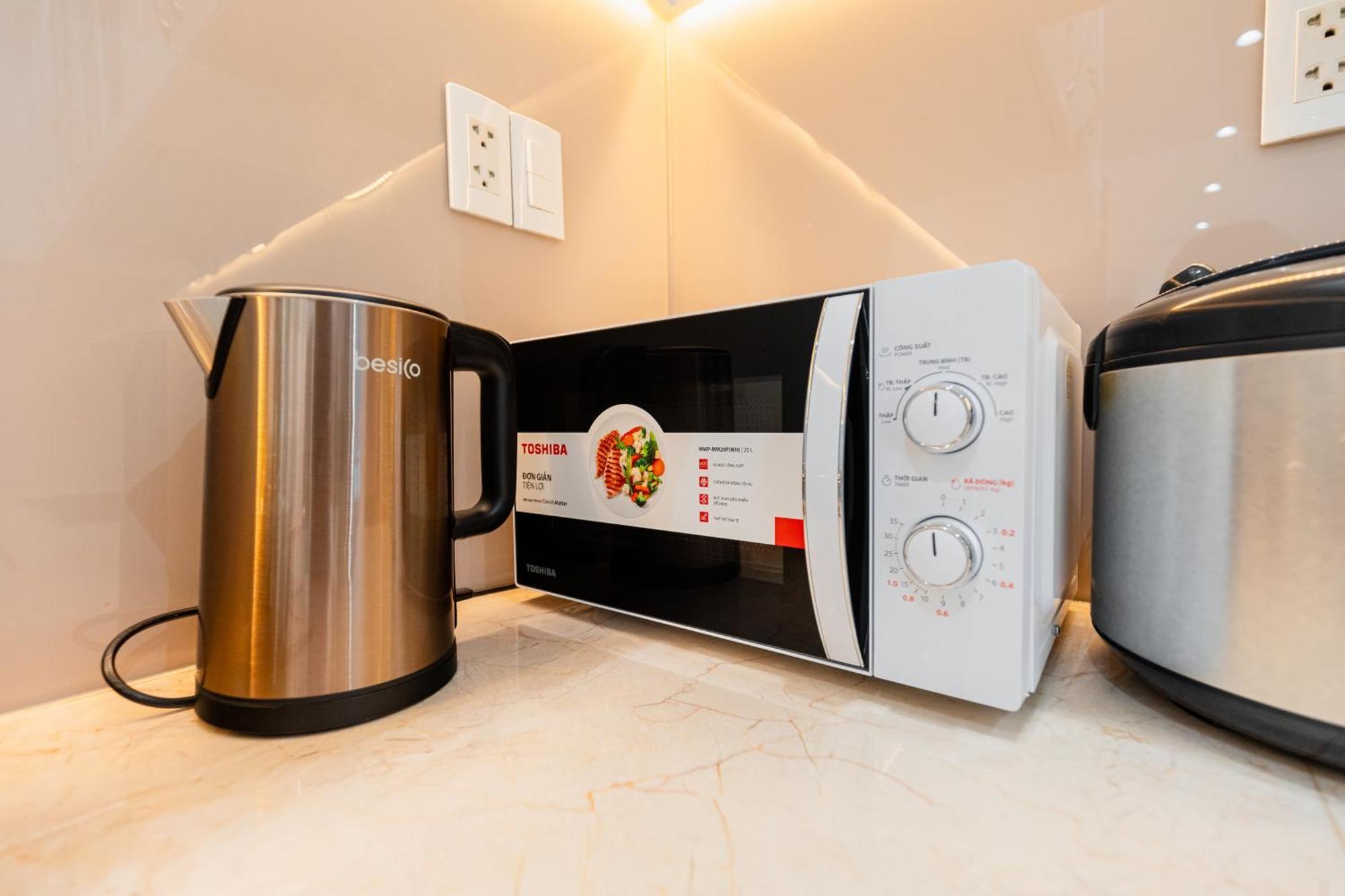Apartment Spacious 4br Apat At Saigon Centre With Pool, Supermarket, View Ho Chi Minh City