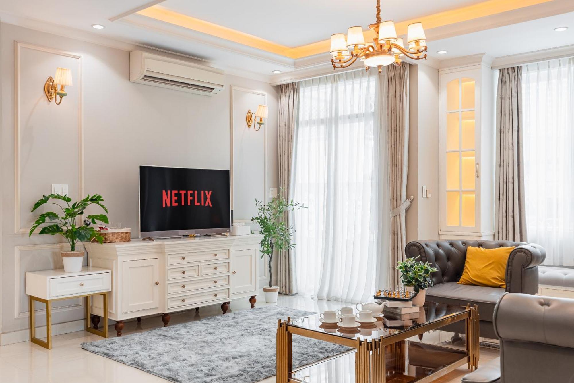 Spacious 4br Apat At Saigon Centre With Pool, Supermarket, View Ho Chi Minh City