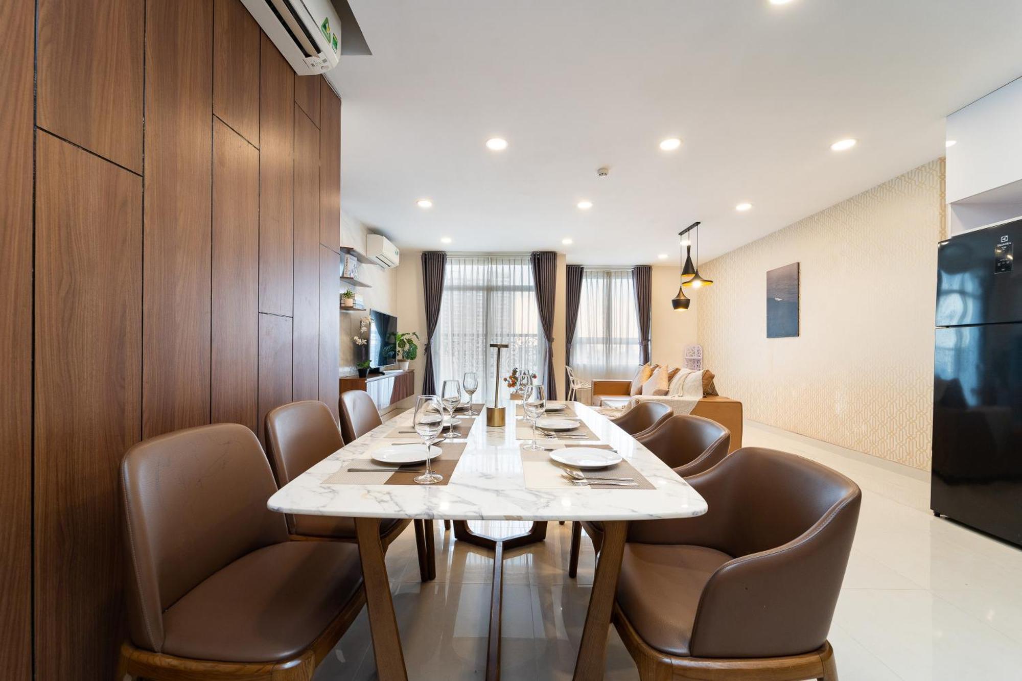 Spacious 4br Apat At Saigon Centre With Pool, Supermarket, View Apartment *