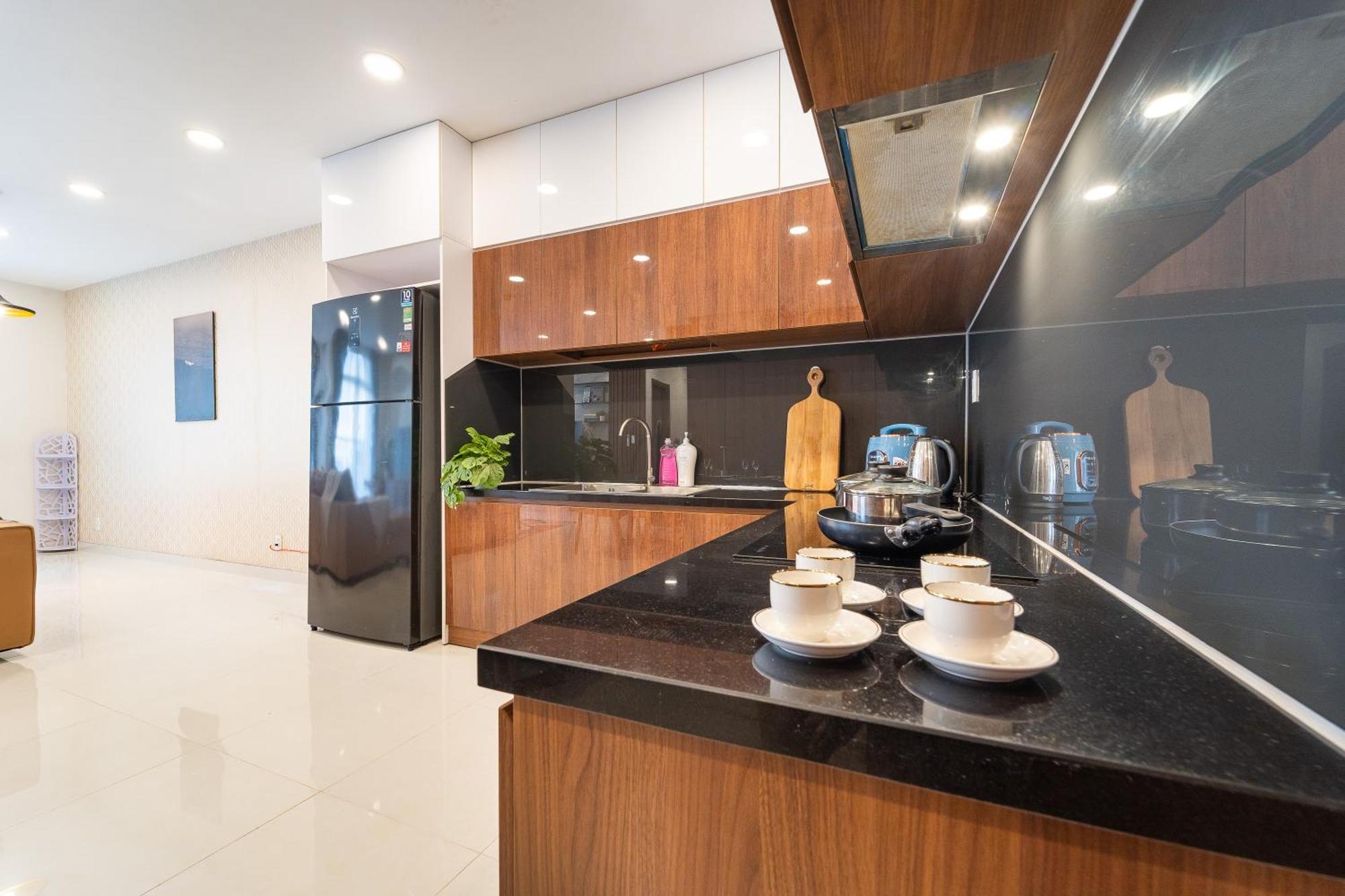 Spacious 4br Apat At Saigon Centre With Pool, Supermarket, View Apartment *