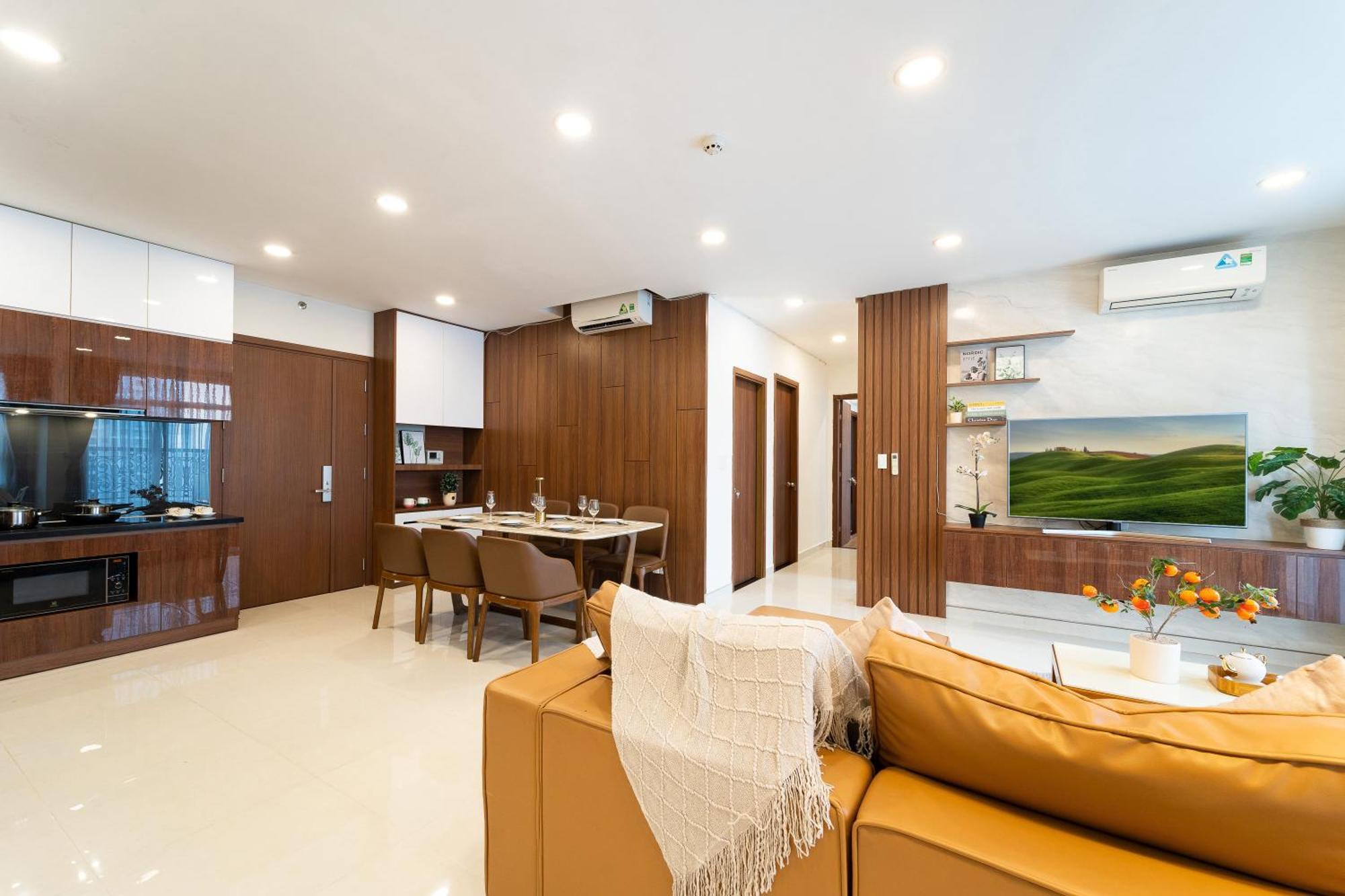 Spacious 4br Apat At Saigon Centre With Pool, Supermarket, View Ho Chi Minh City