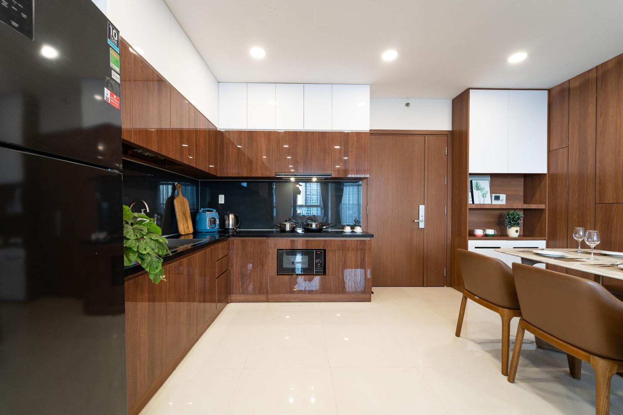 Spacious 4br Apat At Saigon Centre With Pool, Supermarket, View Apartment *