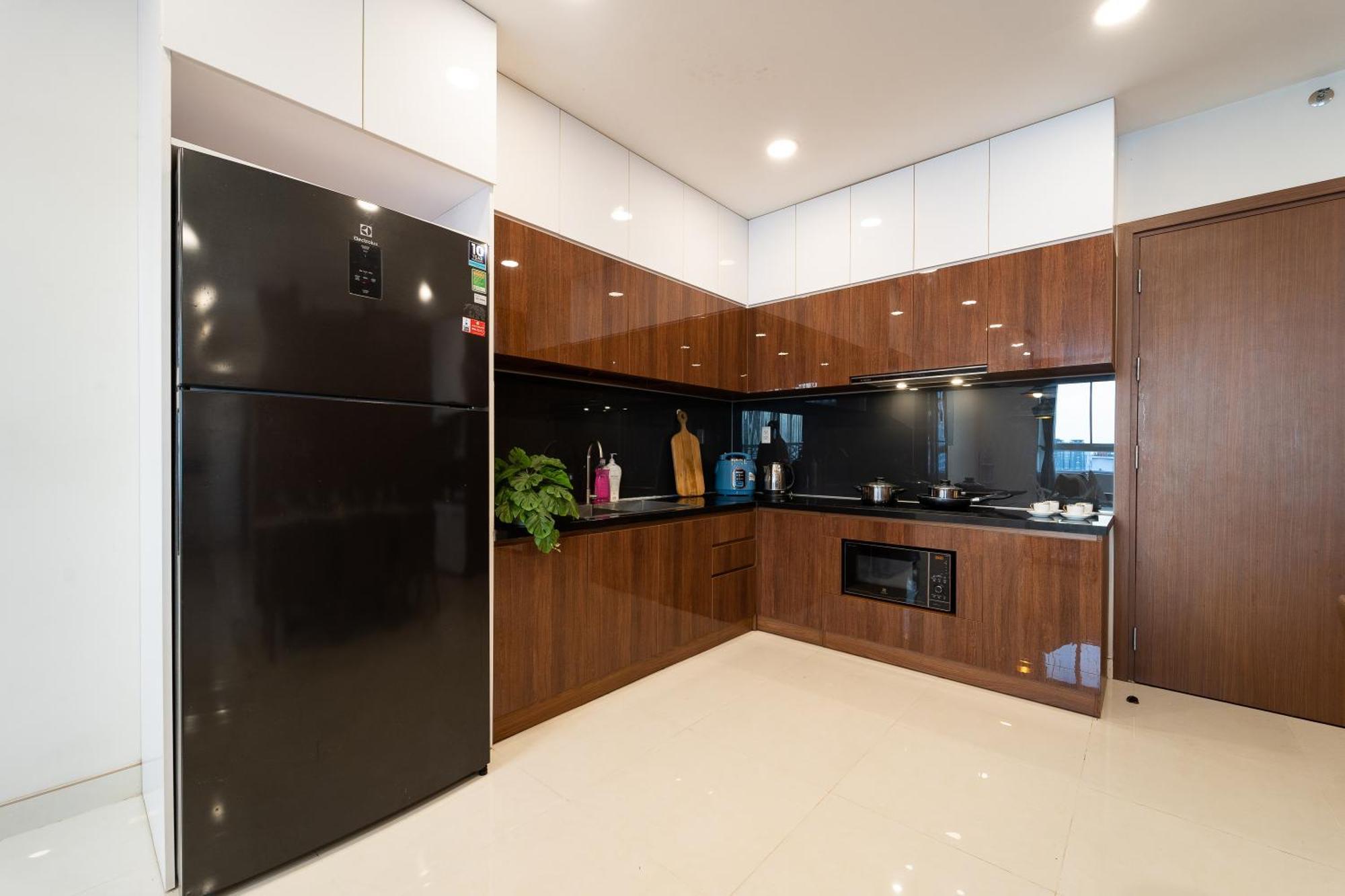 Apartment Spacious 4br Apat At Saigon Centre With Pool, Supermarket, View Ho Chi Minh City